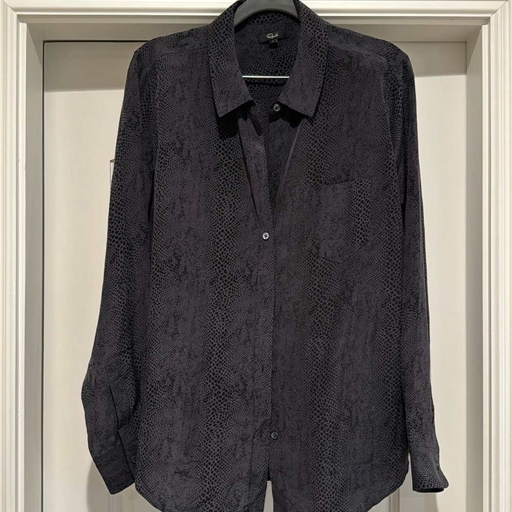 Rails Kate Gray Cobra Silk Shirt Long Sleeve Button Down Women’s Size L
